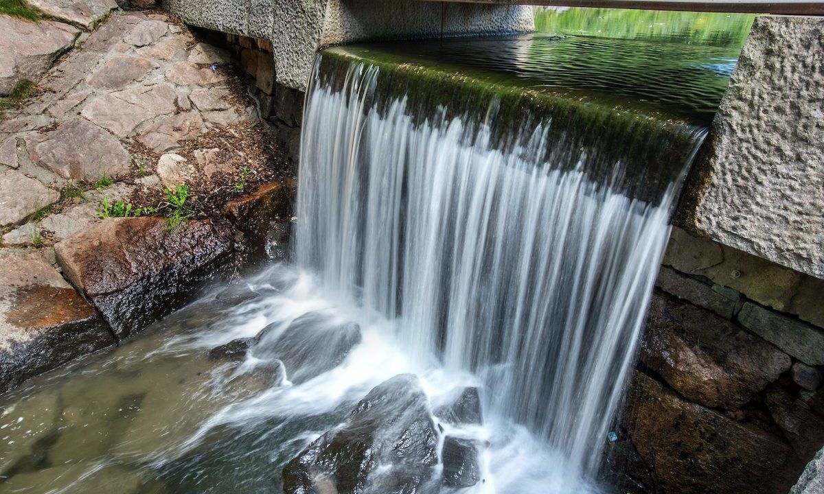 Fossefall i Alnaelva