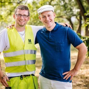 Svein Arnesen (t.v.) er en av de ansatte med rusbakgrunn hos Medarbeiderne i Oslo