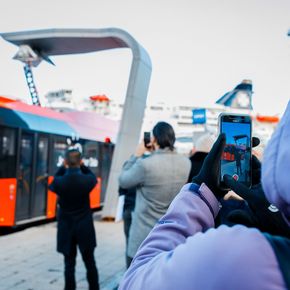 Delegasjon fra New York studerer elektrifisering av bussene i Oslo