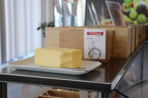 Færre engangsprodukter skal gi mindre plastforurensing