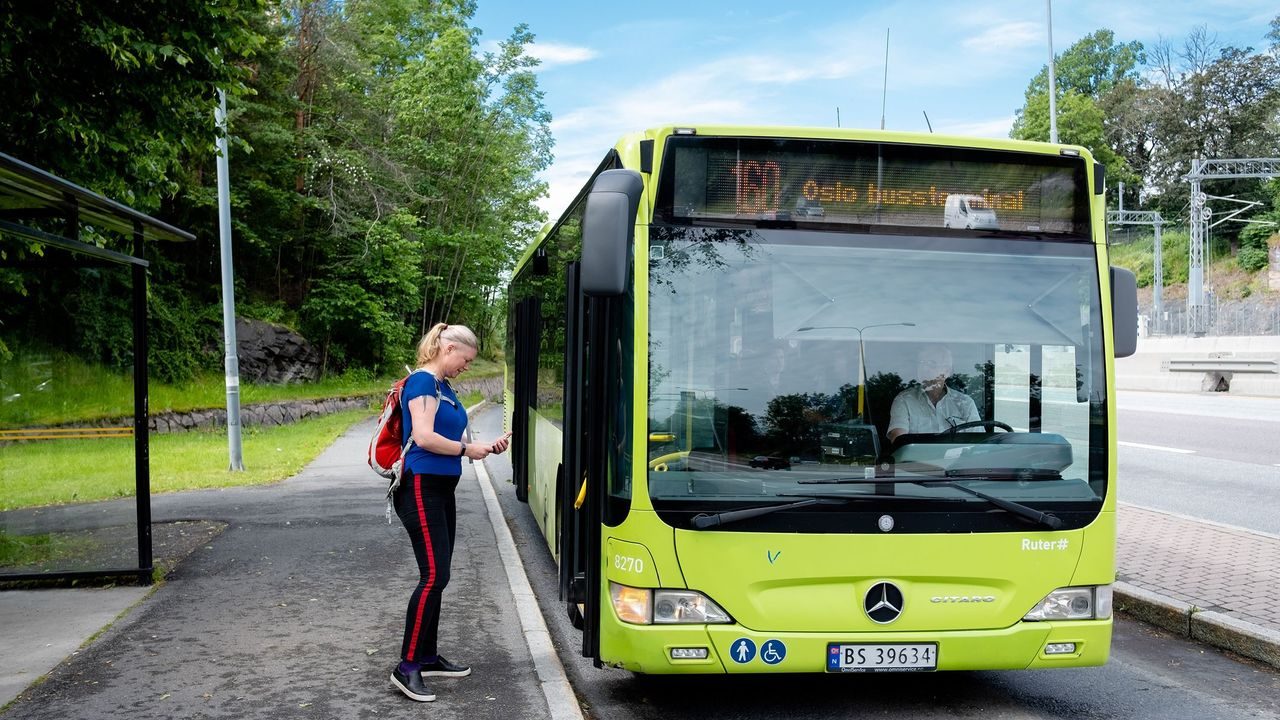 Reise til jobb: buss