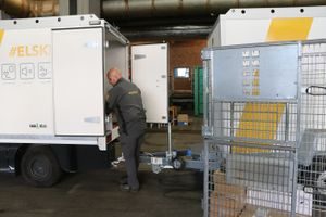 varelevering med ellastebil