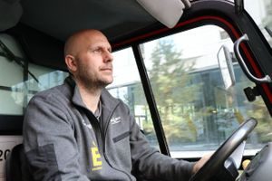 varelevering med ellastebil