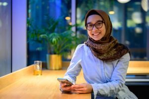 Grønn innoasjon: portrett av Puteri Myrasandri