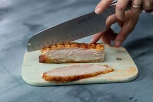 Tre retter med ribberester: ribbe i skiver