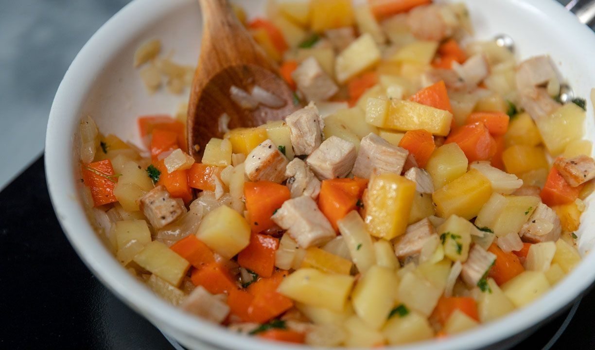 pytt i panne med kalkunrester