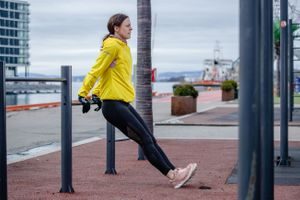 styrketrening utendørs: dips