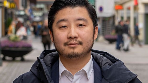 Portrettfoto Kim Vegard Pedersen. Han vil vurdere å bytte til elbil hvis han får tilgang til ladeplass der han bor.